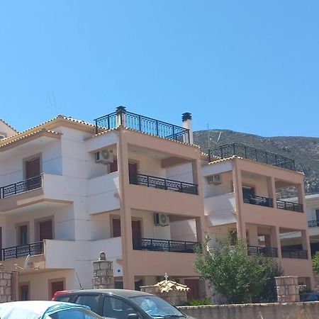 Apartamento Sophie'S Sunny Spot 1 Yefira Exterior foto